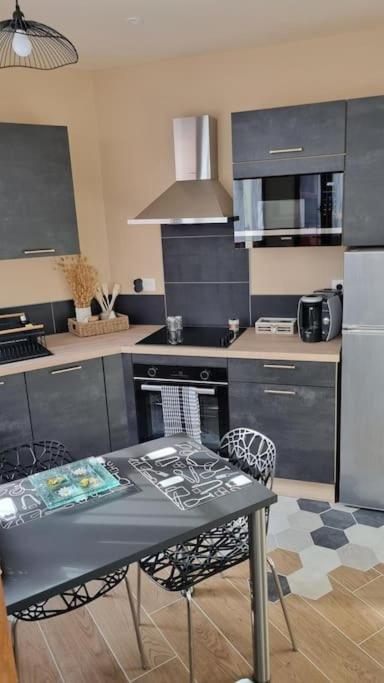 Studio Refait A Neuf Classe 3 Etoiles Châtel-Guyon Exterior foto