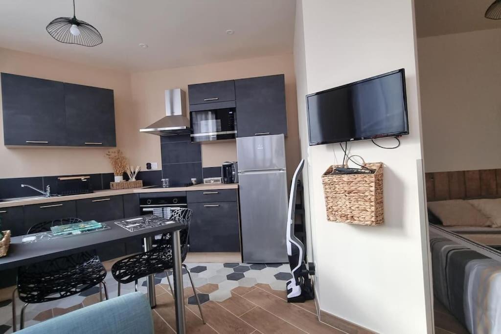 Studio Refait A Neuf Classe 3 Etoiles Châtel-Guyon Exterior foto